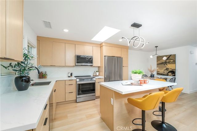 2016 Via Mariposa W N, Laguna Woods, CA 92637