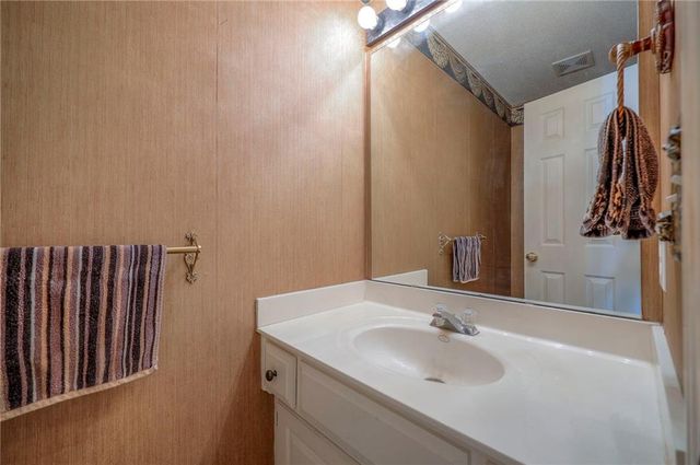 14483 W 139th Street, Olathe, KS 66062