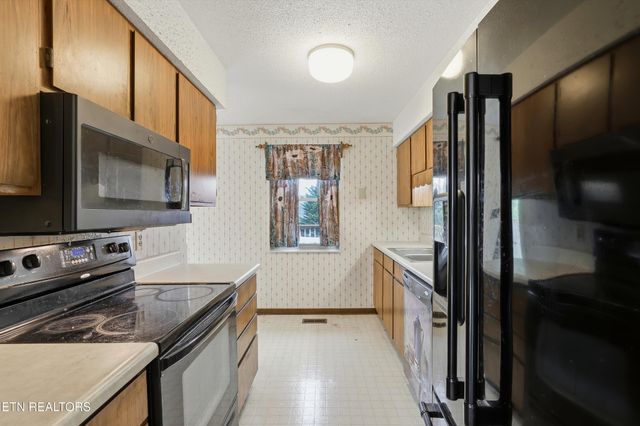 1716 Campfire Drive, Knoxville, TN 37931