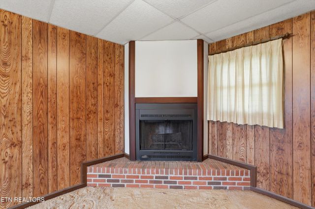 1716 Campfire Drive, Knoxville, TN 37931