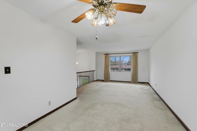 1716 Campfire Drive, Knoxville, TN 37931