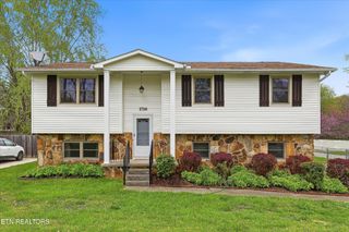 1716 Campfire Drive, Knoxville, TN 37931