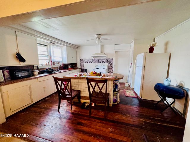 959 Chitimacha Trail, Baldwin, LA 70514