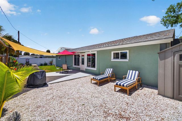 1667 N DAKOTA AVENUE NE, St Petersburg, FL 33703