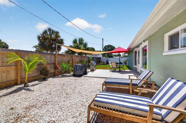 1667 N DAKOTA AVENUE NE, St Petersburg, FL 33703