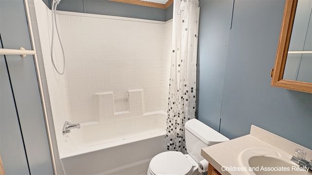 7225 Equine Lane, Caledonia, MI 49316