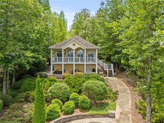 102 Happy Hollow Court, Tamassee, SC 29686