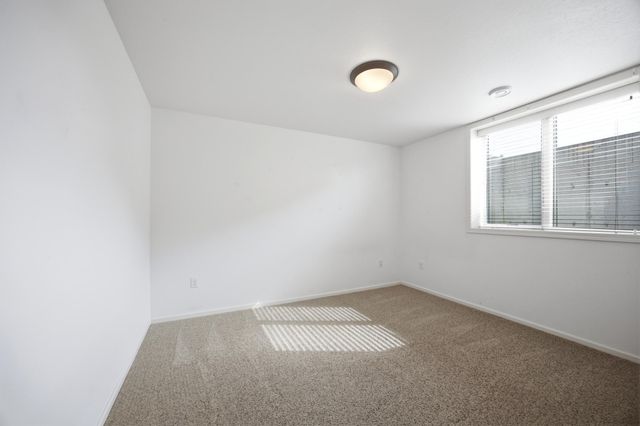 6132 14th Street S, Fargo, ND 58104
