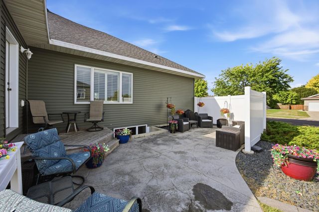 6132 14th Street S, Fargo, ND 58104