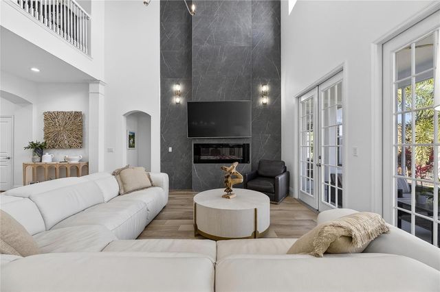 415 ISLEBAY DRIVE, Apollo Beach, FL 33572