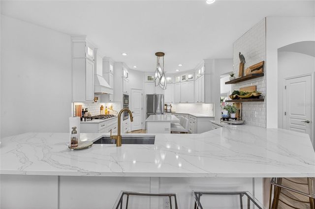 415 ISLEBAY DRIVE, Apollo Beach, FL 33572