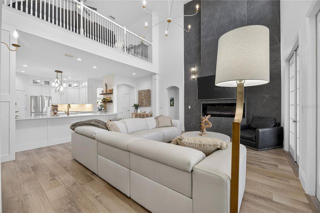 415 ISLEBAY DRIVE, Apollo Beach, FL 33572