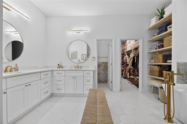 415 ISLEBAY DRIVE, Apollo Beach, FL 33572