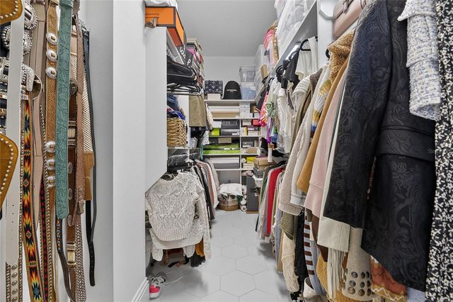 415 ISLEBAY DRIVE, Apollo Beach, FL 33572