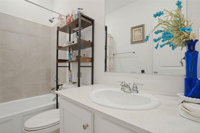 437 Ridge Drive, Justin, TX 76247