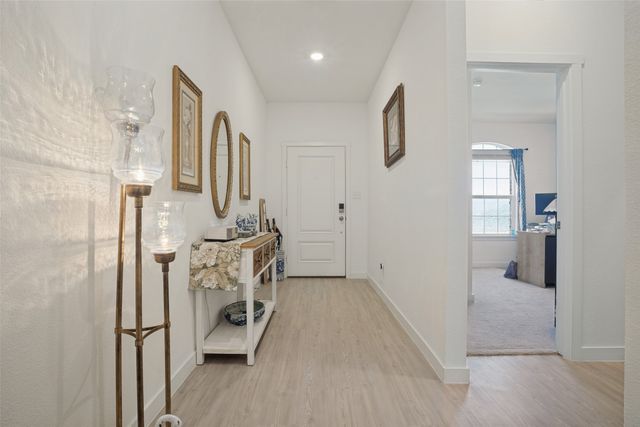 437 Ridge Drive, Justin, TX 76247