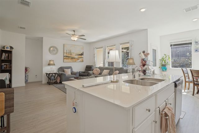 437 Ridge Drive, Justin, TX 76247