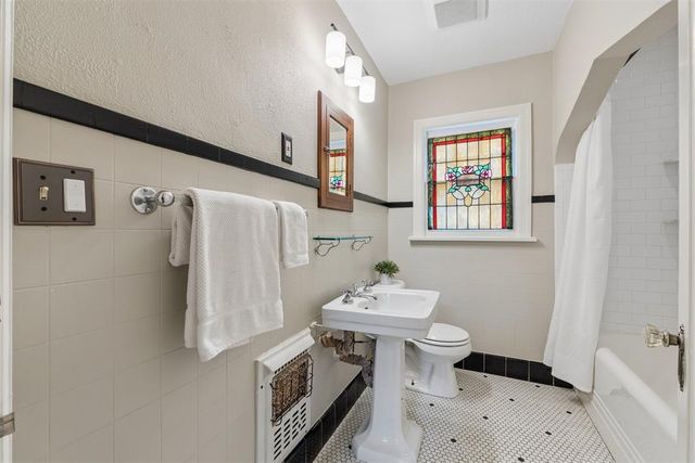 236 NW 34th Street, Oklahoma City, OK 73118