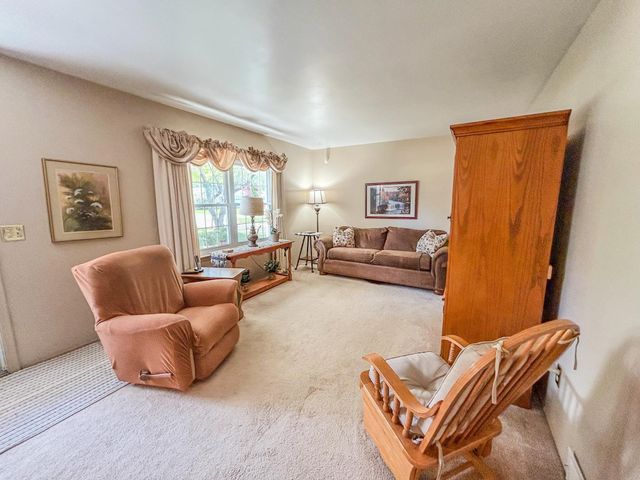 5426 Meadowcrest Drive, Flint, MI 48532
