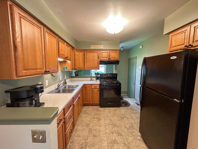 5426 Meadowcrest Drive, Flint, MI 48532