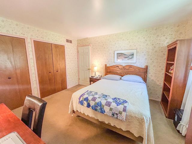 5426 Meadowcrest Drive, Flint, MI 48532