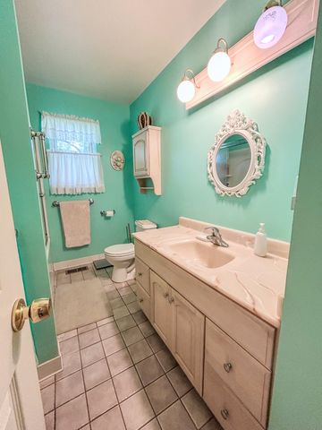 5426 Meadowcrest Drive, Flint, MI 48532