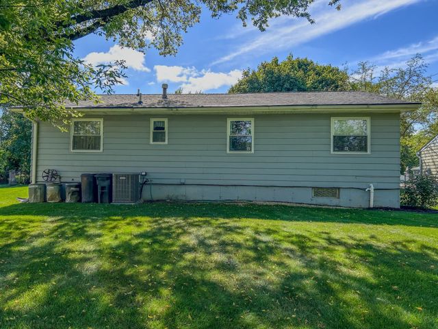 5426 Meadowcrest Drive, Flint, MI 48532