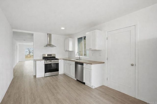 1668 1672 Spanish Oak Pl, El Cajon, CA 92019