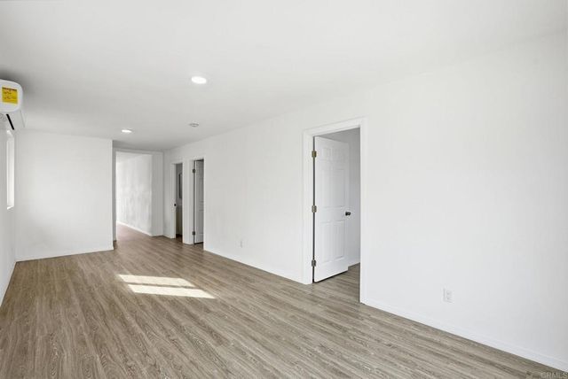 1668 1672 Spanish Oak Pl, El Cajon, CA 92019