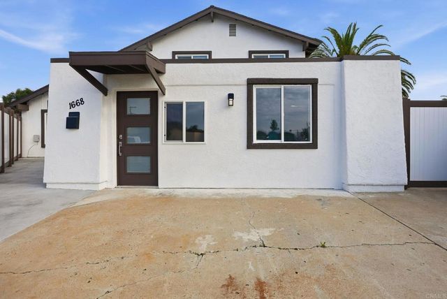 1668 1672 Spanish Oak Pl, El Cajon, CA 92019