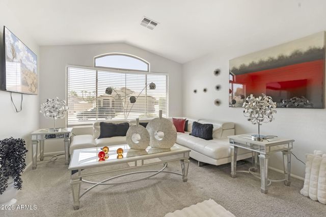 42596 W BUNKER Drive, Maricopa, AZ 85138