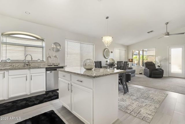 42596 W BUNKER Drive, Maricopa, AZ 85138