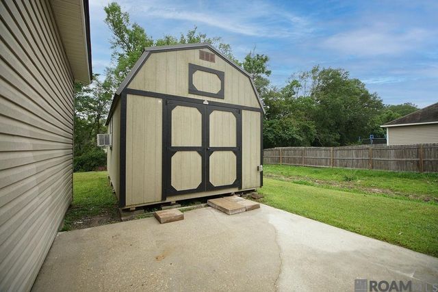 13562 Lily Ave, Walker, LA 70785