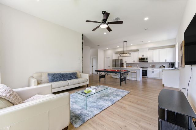 6835 Weston Street A, Houston, TX 77021