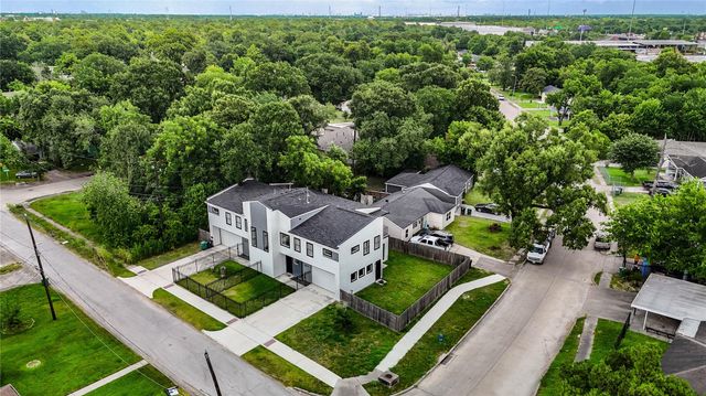 6835 Weston Street A, Houston, TX 77021