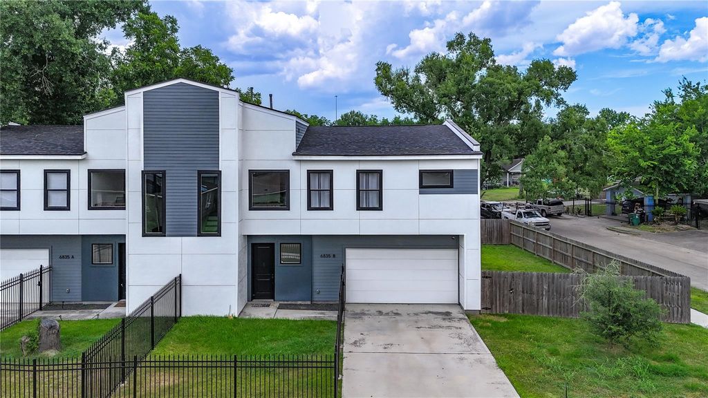 6835 Weston Street A, Houston, TX 77021