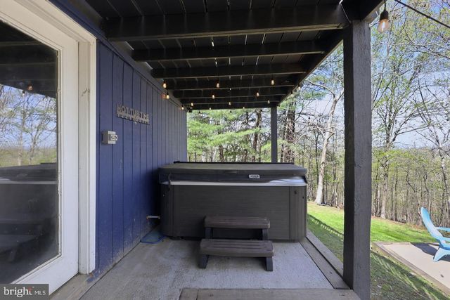 241 WILDCAT DR, Front Royal, VA 22630