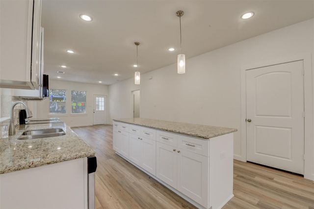 8410 Sandra, Houston, TX 77016