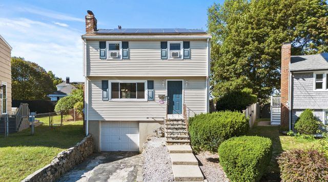 18 Thompson Ln, Lynn, MA 01904