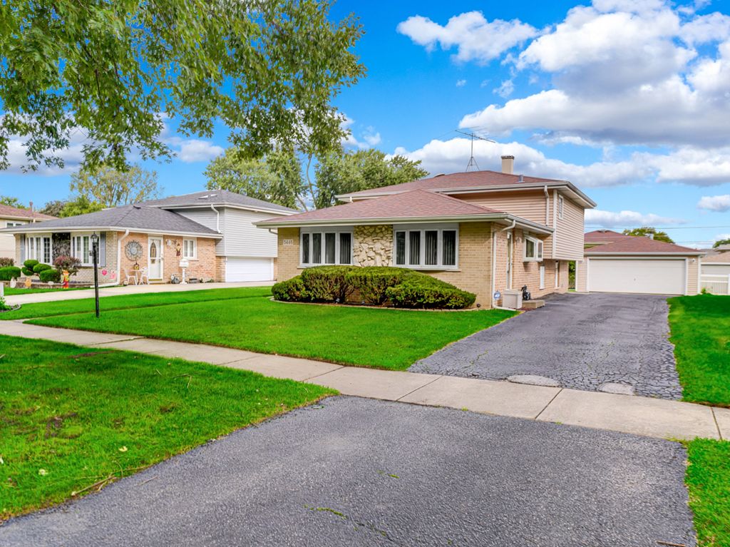 5448 139th Street, Crestwood, IL 60418 — photo 3