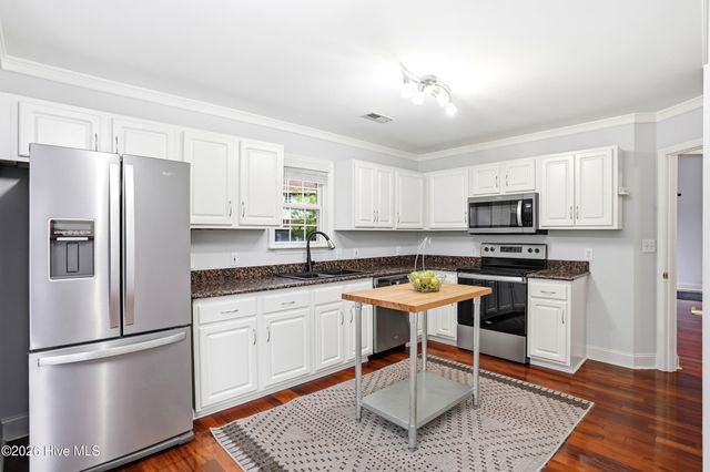 1421 Stonington Drive, Wilmington, NC 28412