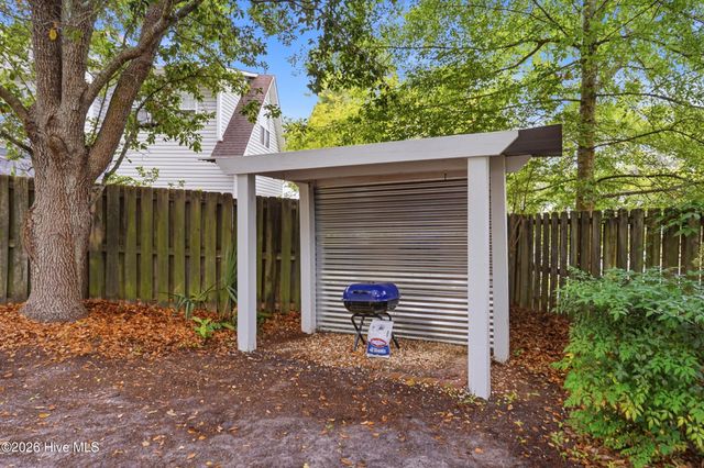 1421 Stonington Drive, Wilmington, NC 28412