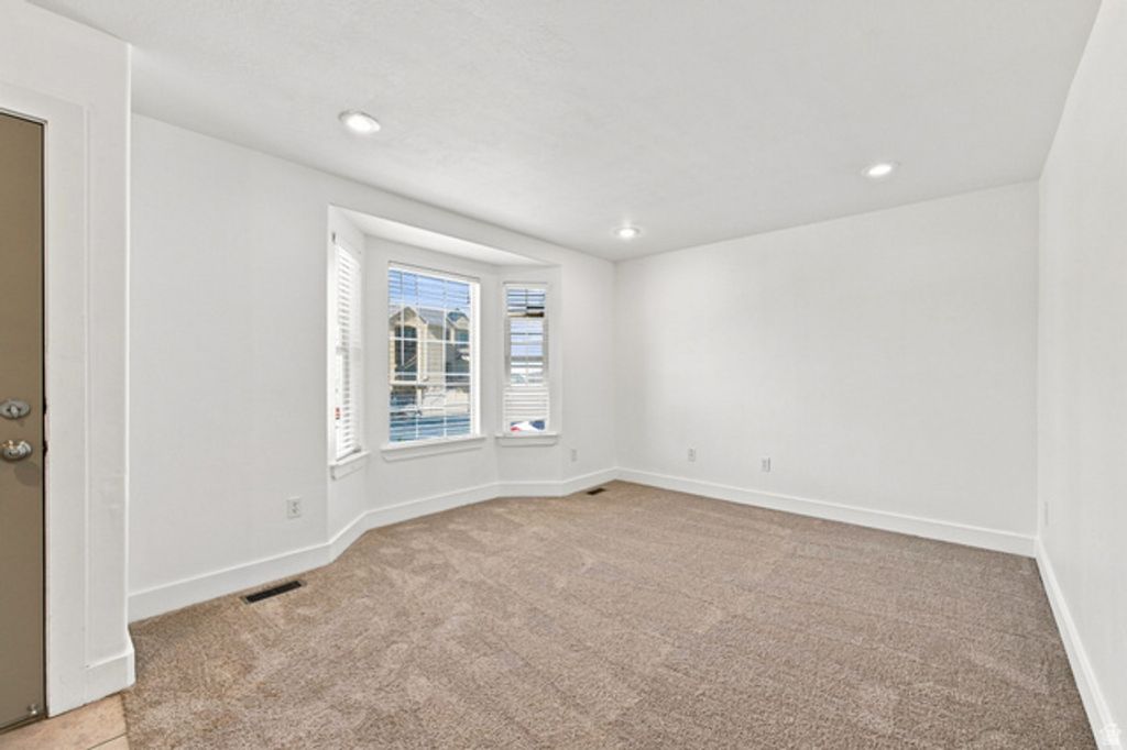 224 W CRESCENT VIEW LN #103, Tooele, UT 84074 — photo 5