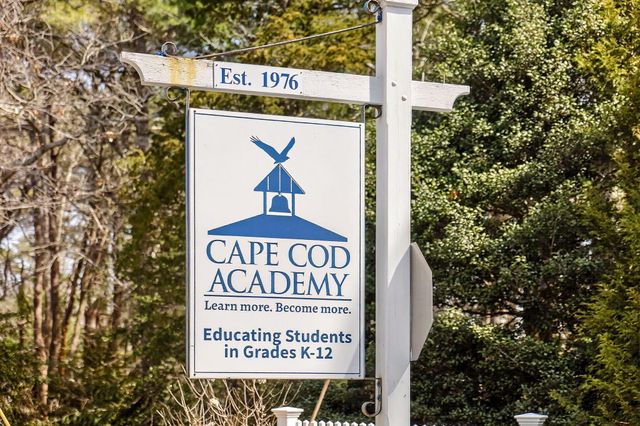 176 Bumps River RD Road, Osterville, MA 02655