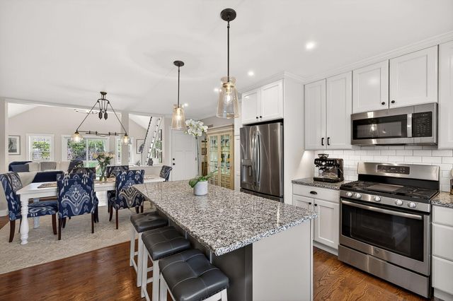 176 Bumps River RD Road, Osterville, MA 02655