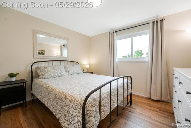 8941 Bristol Court, Ypsilanti, MI 48198