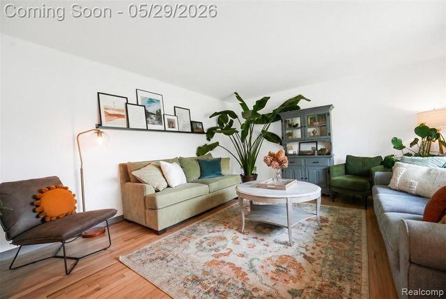 8941 Bristol Court, Ypsilanti, MI 48198