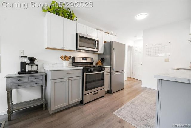 8941 Bristol Court, Ypsilanti, MI 48198