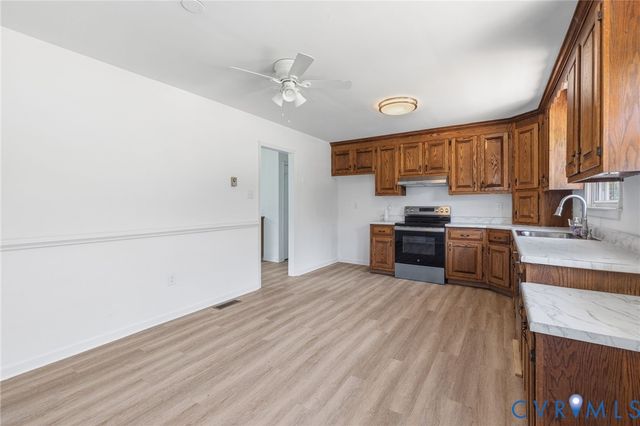 5820 Osterbind Ln, Chesterfield, VA 23237