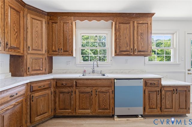 5820 Osterbind Ln, Chesterfield, VA 23237